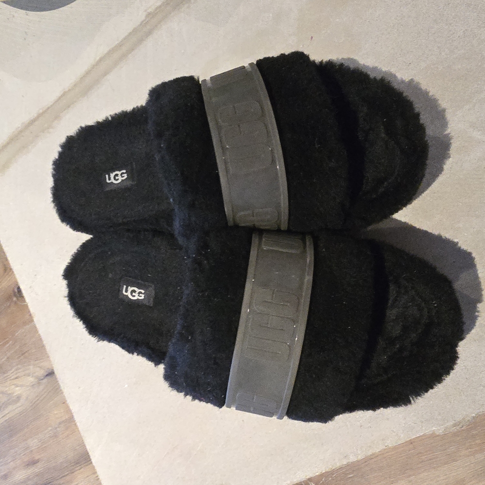 UGG Black Fuzzy Slide Sandals